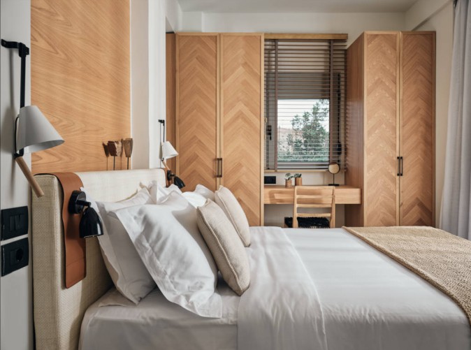 020_Domes of Elounda - Kreta - Schoene Aussichten Touristik - Private Residence Bedroom